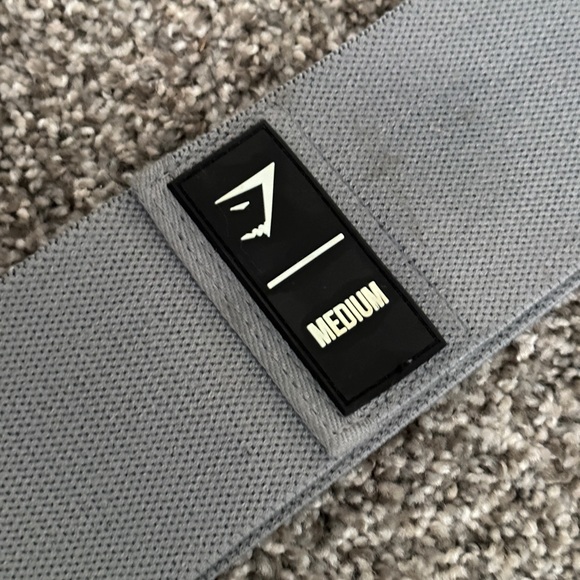 Medium Gymshark Booty Band - Picture 3 of 3